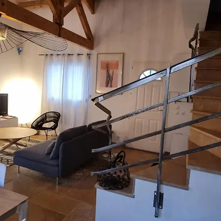 Maison De Bord De ,hyeres, 3 Chambres, Jardin, Calme Holiday home Hyeres