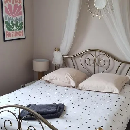 Σπίτι διακοπών Maison De Bord De ,hyeres, 3 Chambres, Jardin, Calme
