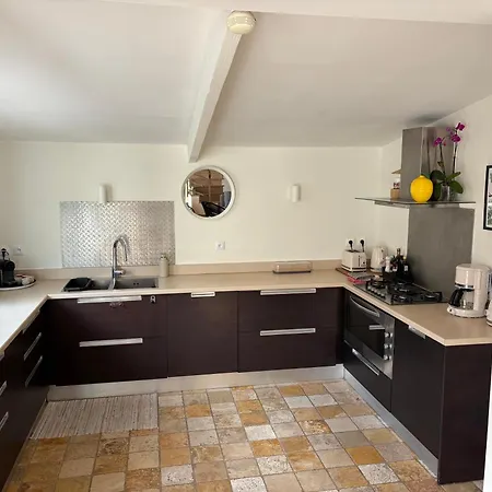 Σπίτι διακοπών Maison De Bord De ,hyeres, 3 Chambres, Jardin, Calme
